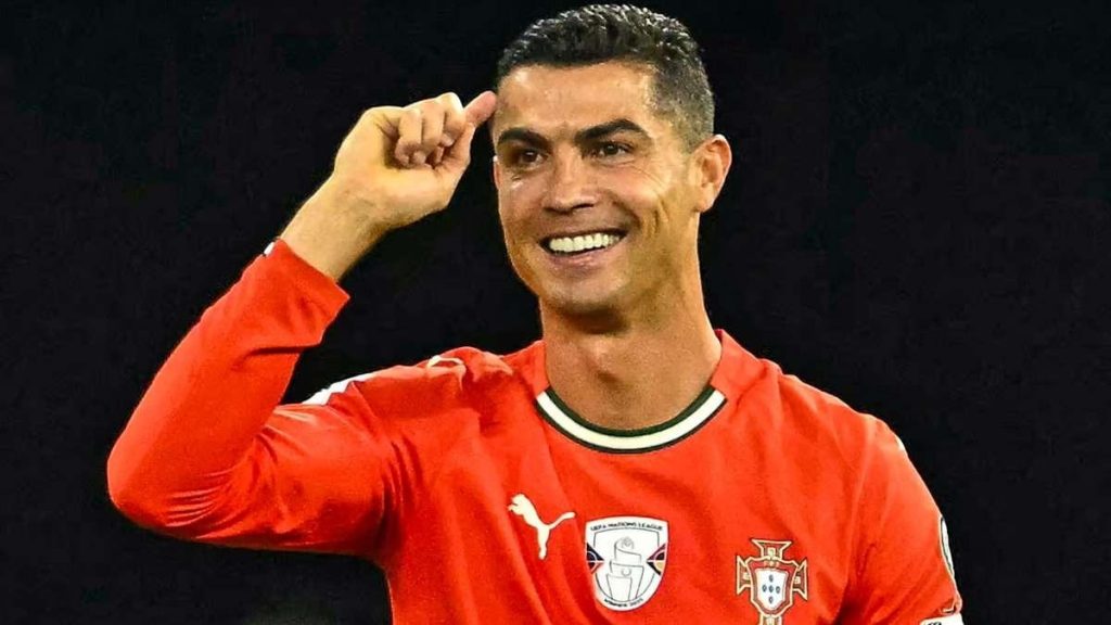 Ronaldo nhận phán quyết khiến tất cả choáng váng tại World Cup 2026: Không đặc quyền cho huyền thoại | Thể thao OK9 6 Ronaldo nhận phán quyết khiến tất cả choáng váng tại World Cup 2026: Không đặc quyền cho huyền thoại | Thể thao OK9